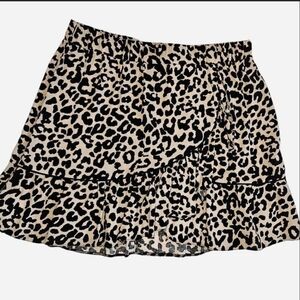Miss Selfridge black and cream leopard print elastic waist skirt Women's Size 8